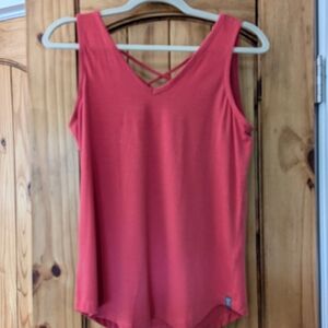 Title Nine Yasumi Tank NWOT sz S